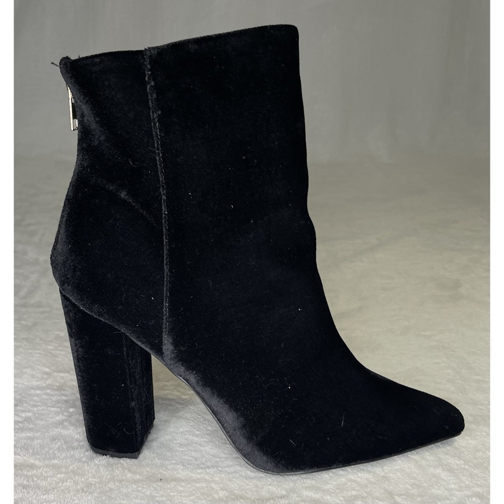 Shoe Dazzle Qimma Ankle Boots Women's Size 11 Black Velvet Block Heel Back Zip
